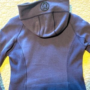 Lululemon athletica hooded jackets (2) in navy (size 8) and gold (size 6)